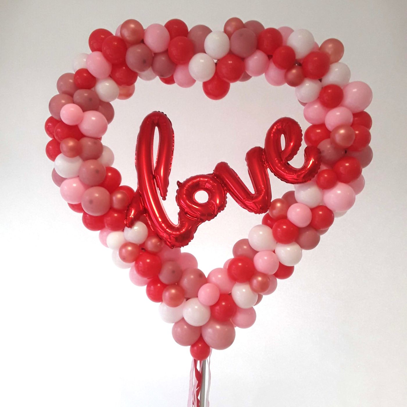 Herz Ballondeko  am Ständer "Love"
