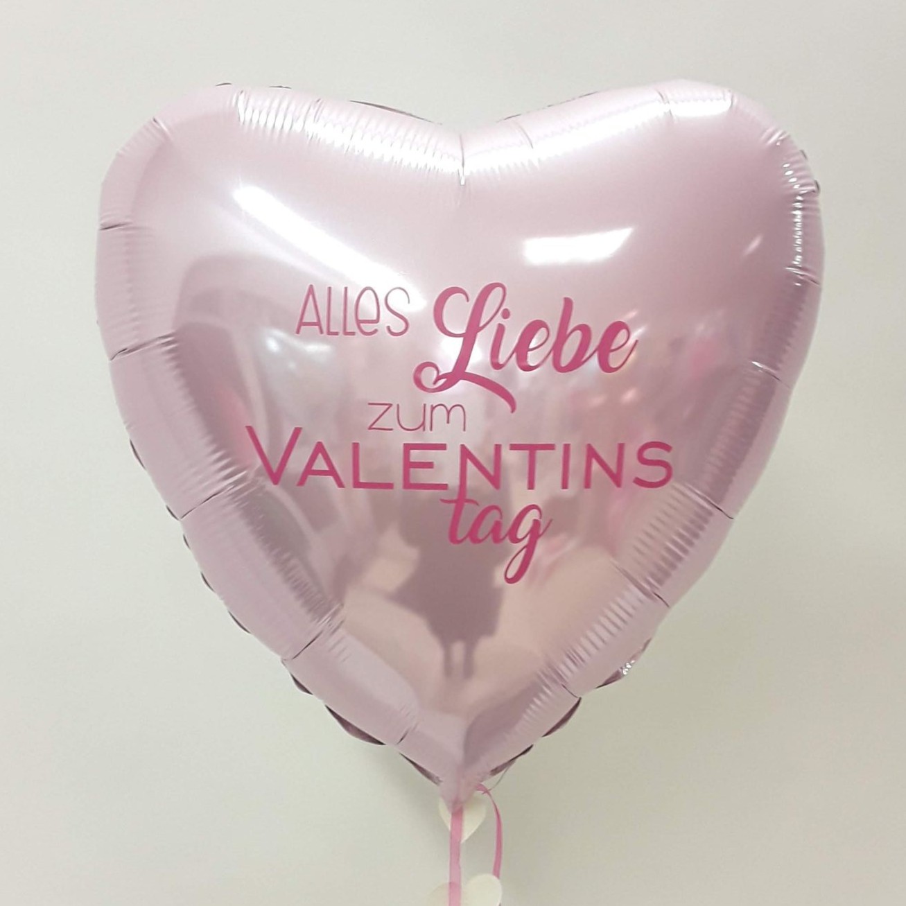 Valentinstag bedrucktes 55 cm Herz in pastell rosa